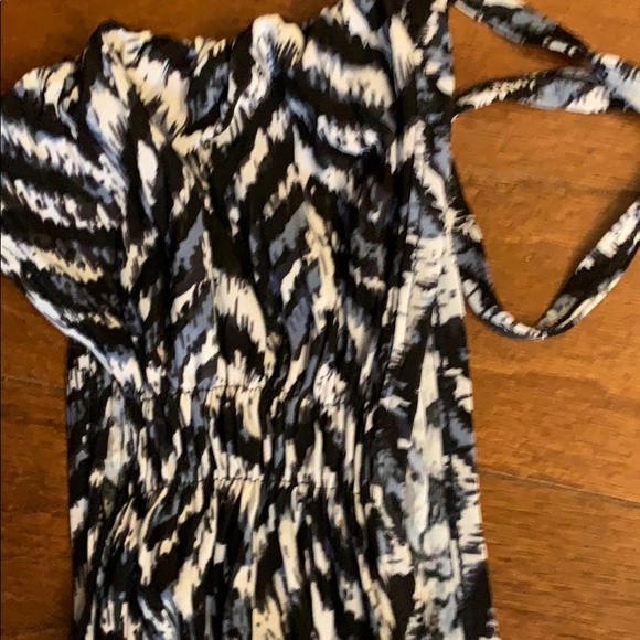 👗 Blue White and Black Dress Cute Details SzM - Picture 2 of 6